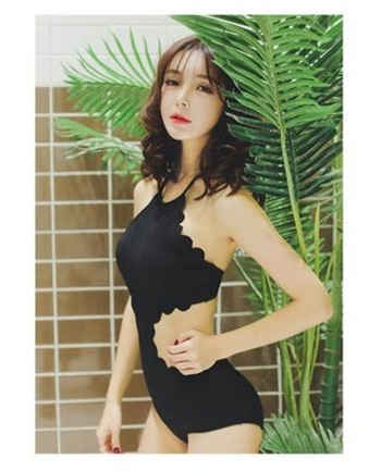 与女老板出差住一间房子