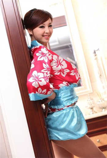 动漫美少女打扑克