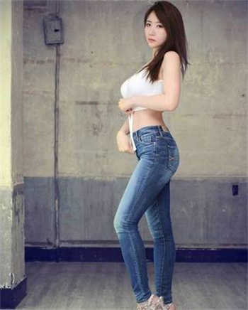 新婚妻子与卖菜老板3d下拉