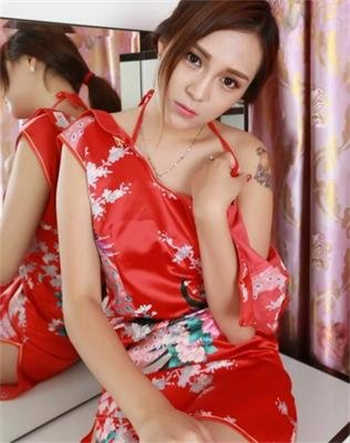 想包个学生怎么联系