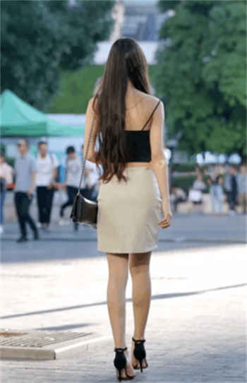 不忠诚的妻子
