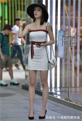 抖音办公室五个女的