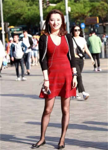 爱情公寓5万能女友林辰