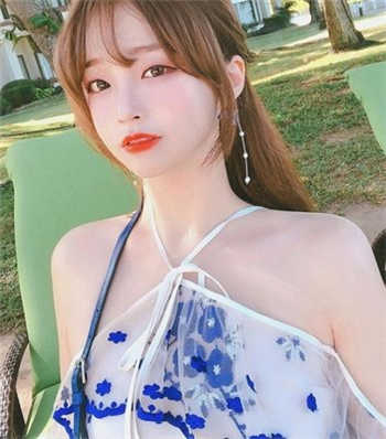 海贼王本子蕾贝卡