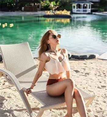 适合发自拍的唯美句子
