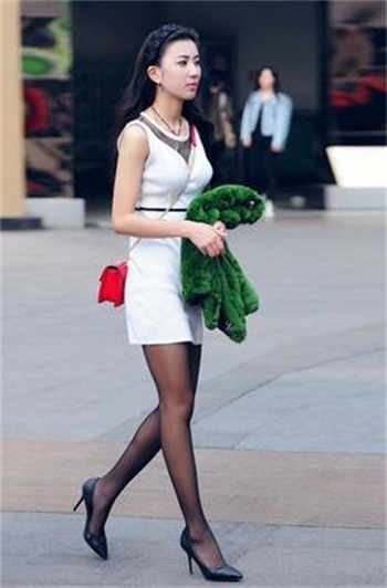 宅男女神周于希